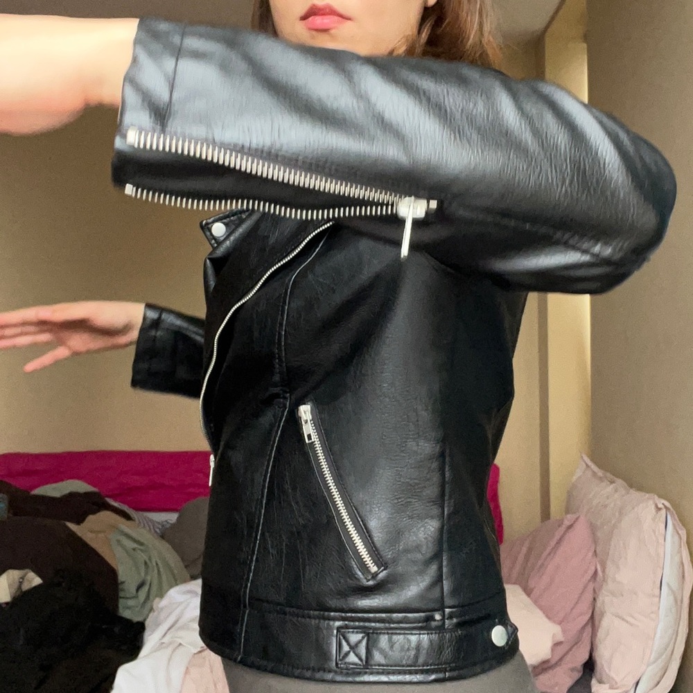 Leather jacket M size - Picture 3 of 3
